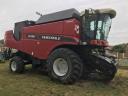 Versatile RT490 combine harvester with grain and maize table, 980 operating hours for sale