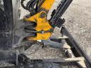 JCB 8029