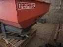 Fertiliser spreader