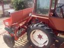 Traktor T25 a jeho nářadí