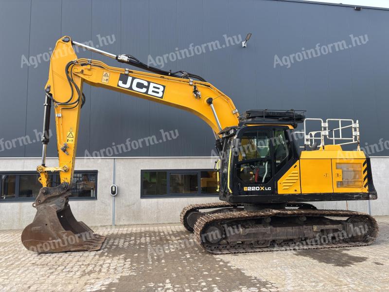 JCB 220X / 2019 / 6 651 hours / Leasing from 20%