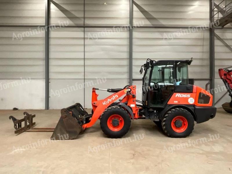 Kubota R065
