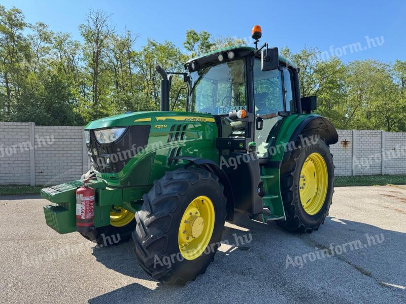 John Deer 6120M traktor