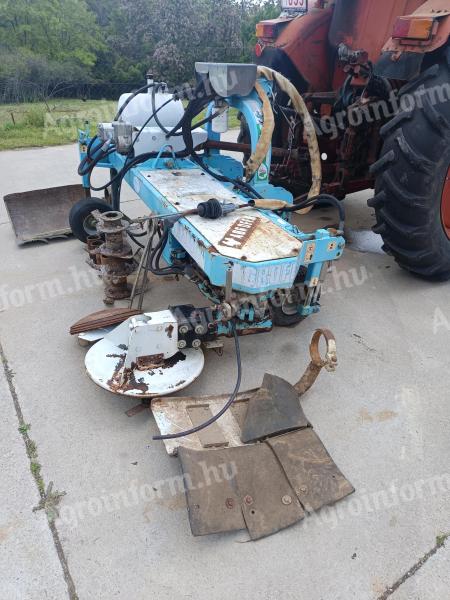 Hydraulický kultivátor