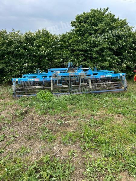 Farmet Kompaktomat K400 Compactor