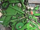 JOHN DEERE V 451 M round baler in like new condition with only 4862 bales
