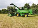 John Deere T550i combine