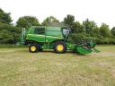 John Deere T550i combine