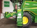 John Deere T550i combine