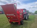 Jeantil PR2000 trailed bale extractor straw blower