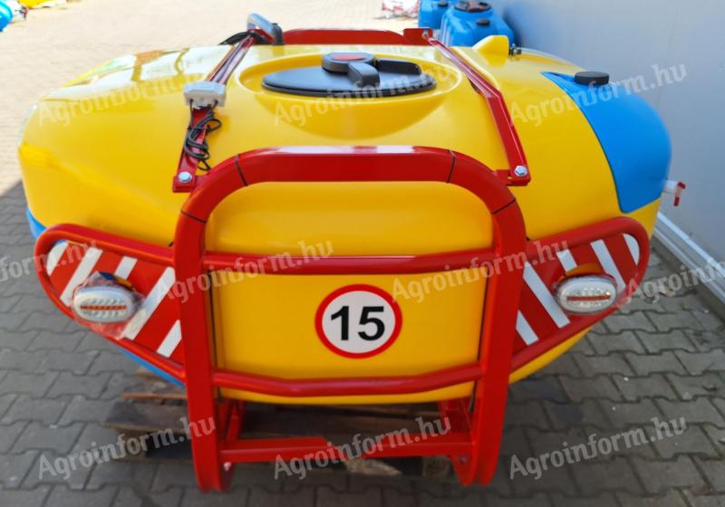 Zagroda front tank