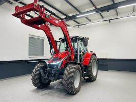 Massey Ferguson 5S.135 DYNA-6 EXCLUSIVE traktor