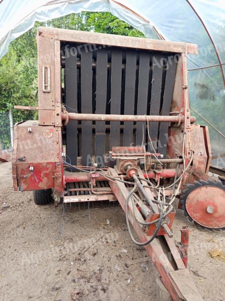 Hesston 5580 Ballenpresse zu verkaufen