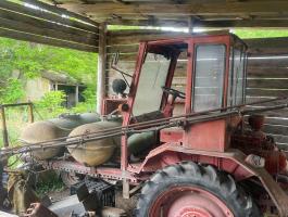 T-16M traktor
