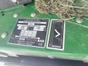 Lis s variabilní komorou John Deere V 451M (2021, nožový typ)