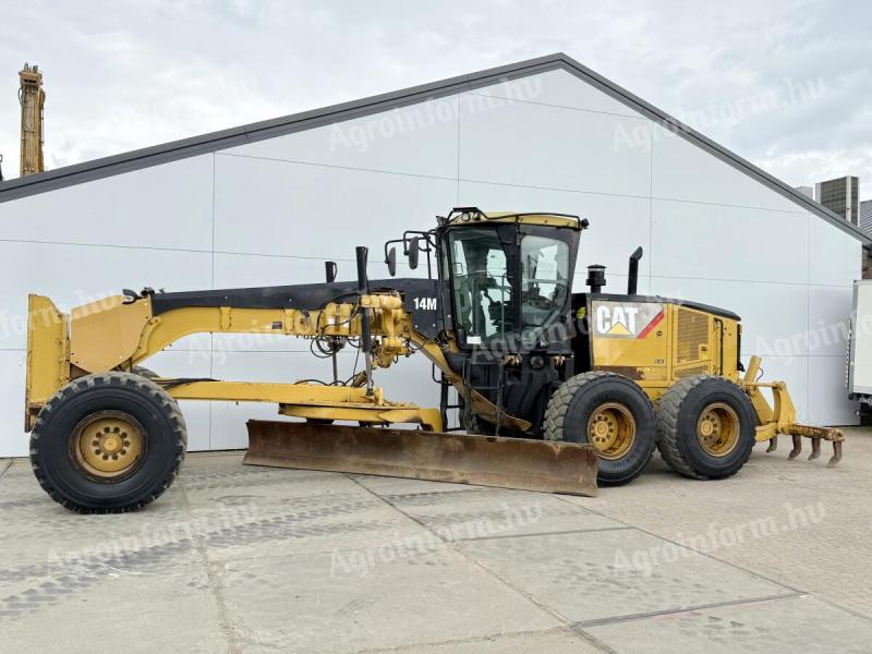 Caterpillar 14M / 2011 / 11 208 ore / Leasing de la 20%