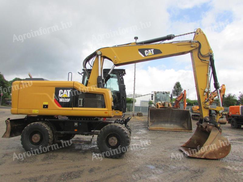 Caterpillar M 320 F / 2016 / 6.931 radnih sati / Najam od 20%