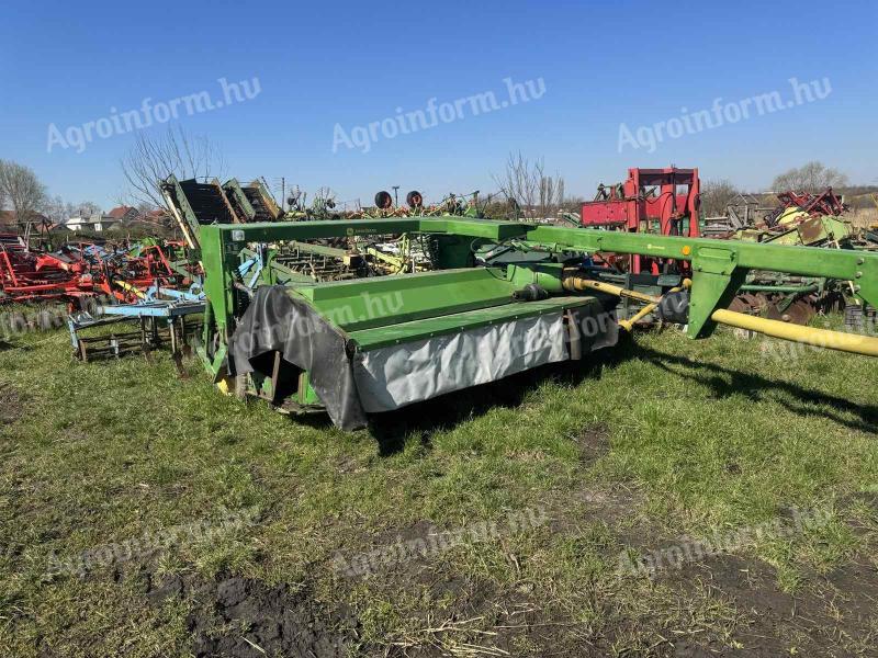 JOHN DEERE 1465, 3 METRE TRAILED DISC LAWNMOWER WITH RUBBER-TIRED SPIKE