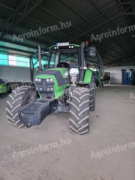 Traktor Doǰc 6160