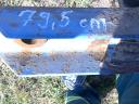 There is a drawbar triangle sniffer