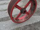 Belt pulley 51 cm diameter, 6 passengers