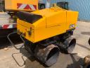 Ferngesteuerte Straßenwalze JCB VM1500