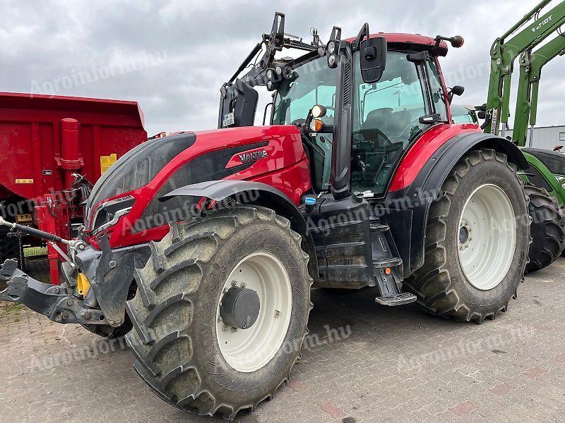 Valtra T175 Active Traktor - NUR 1800 Betriebsstunden