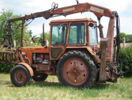 MTZ-80 KCR 4010-es daruval