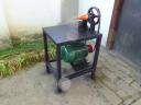 Conical log splitter, log splitter, log splitter, firewood chipper