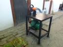 Conical log splitter, log splitter, log splitter, firewood chipper