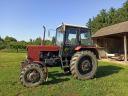 Traktor MTZ 82 a nářadí