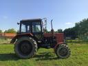 Traktor MTZ 82 a nářadí