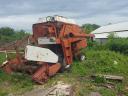 Combine IH 321 (International)