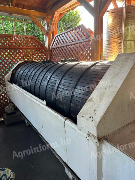Metal grape press for sale