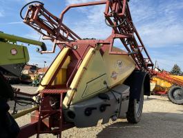 Hardi Commander 3200 szántóföldi permetezőgép