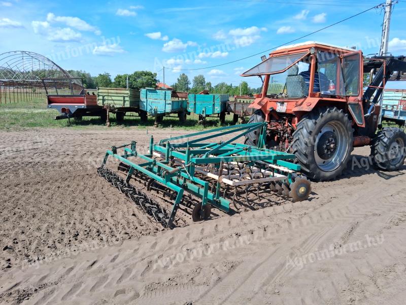 Agromerkur 290 cm wide combiner compactor