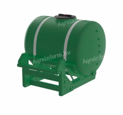 UV- and chemical-resistant POLYFARM 660 litre tank with FRONT-FILLED WATER