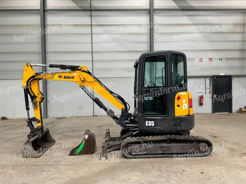 Bobcat E 35 / 2016 / 3 769 operating hours / Leasing from 20%