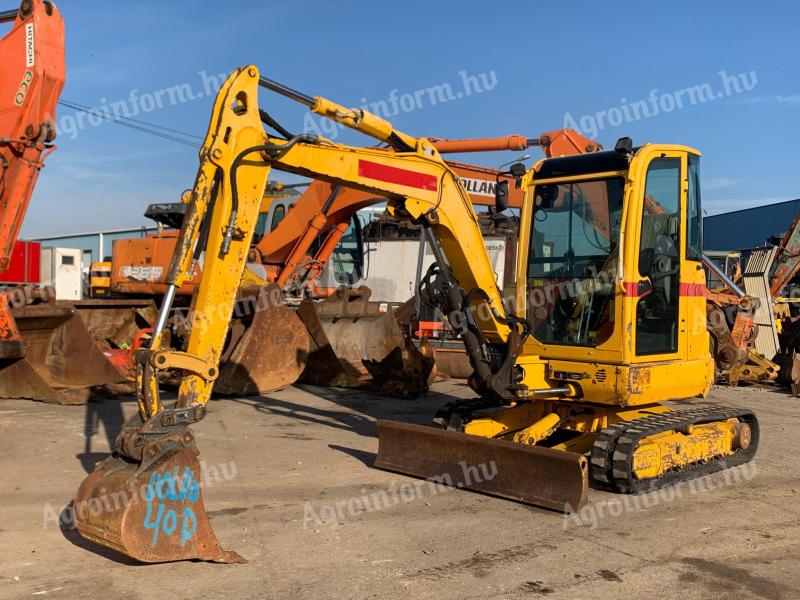 Volvo ECR40D mini truck