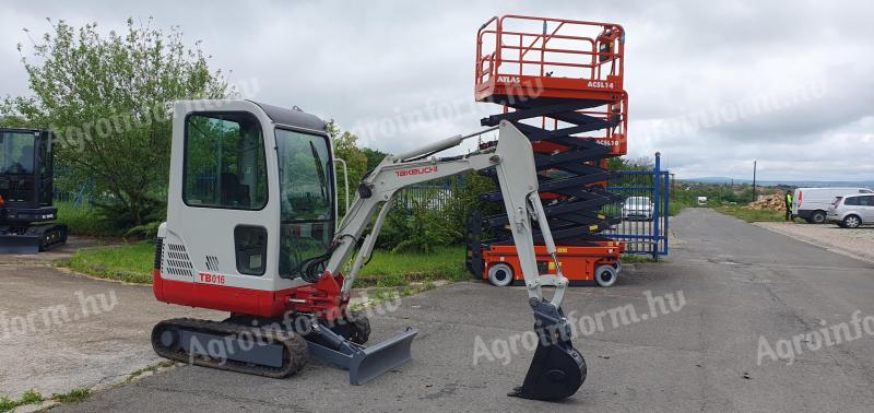 Takeuchi TB016 rubber belt rotary excavator