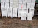 Plant nursery tray