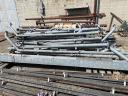 Batch pouring system