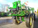 John Deere 740i field trailed sprayer