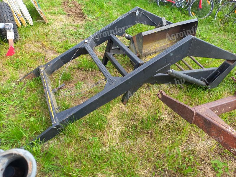 Front-end loader