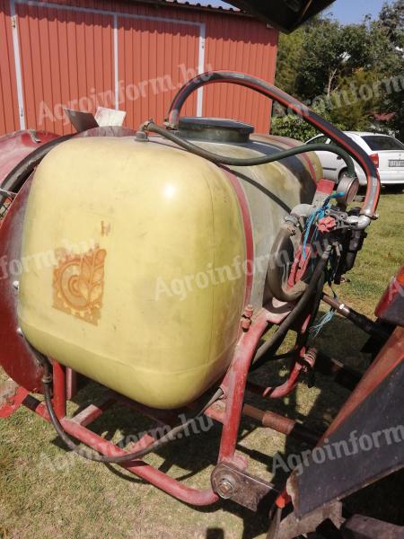 Suspended planter sprayer 350 l