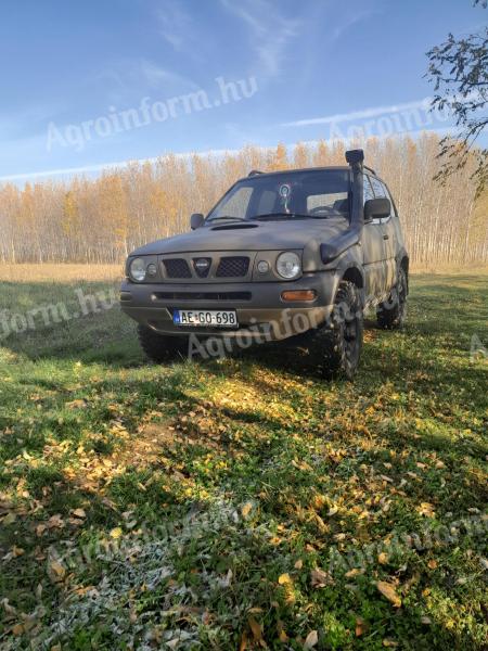 Nissan Terrano 2.7D na prodej