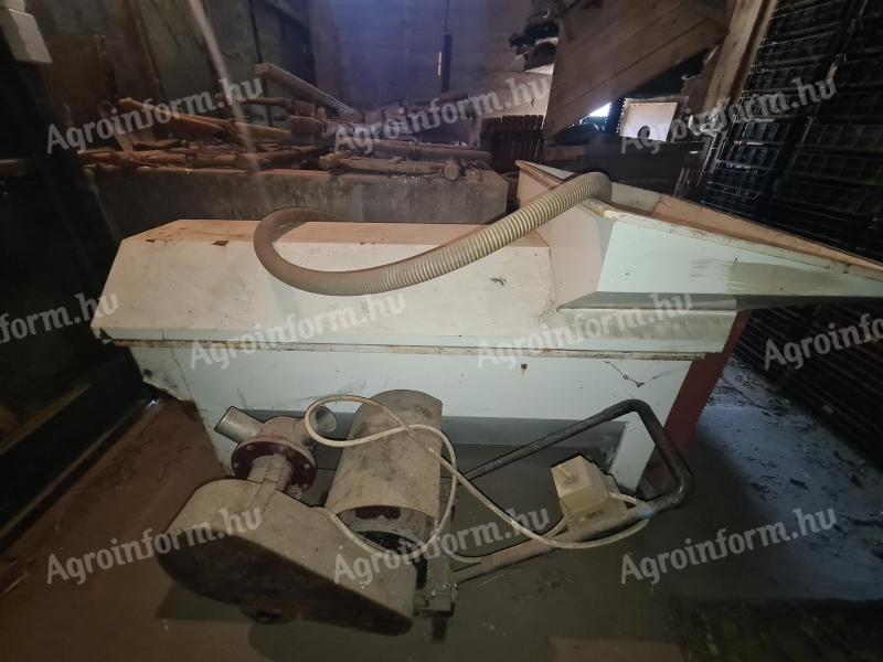 Grape and slurry pump