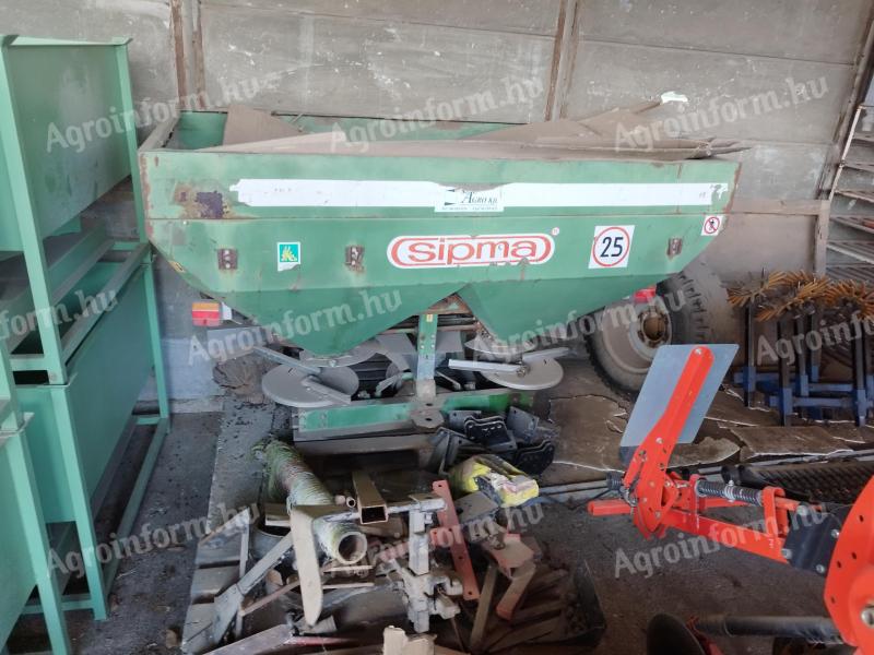 Fertilizer spreader Sipma