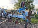 MONOSEM 6 row spring-loaded row cultivator