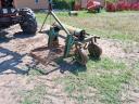 Kunkszman 1 row potato and dandelion scarifier